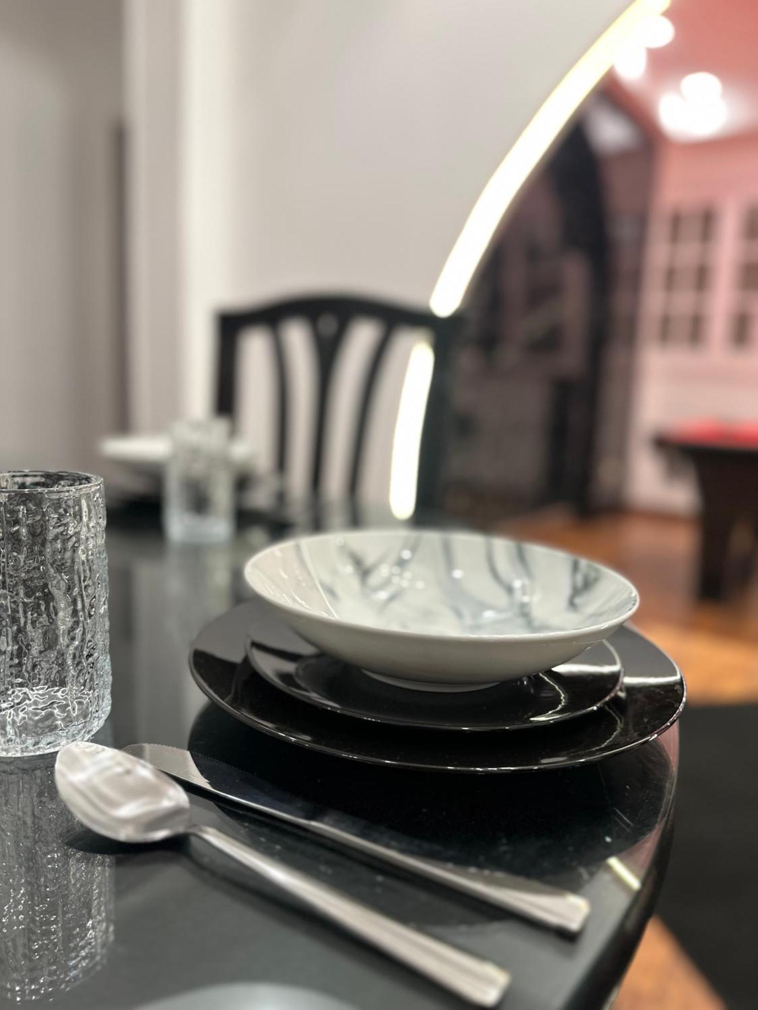 Apartamento 2 - Bedroom In The Heart Of Zamalek Visits Allowed